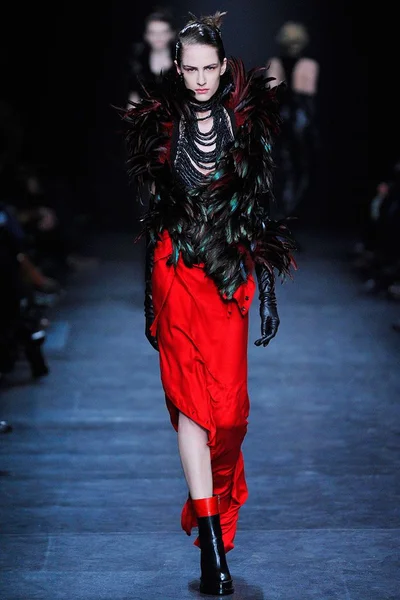 Look 31